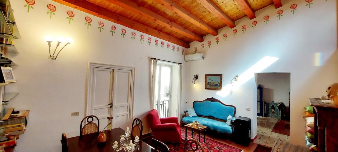Vucciria's Cozy Rooms Palermo Exterior foto